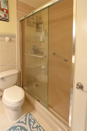 $320,000 | 1159 West 40th Street, Unit 16, Hialeah, FL 33012