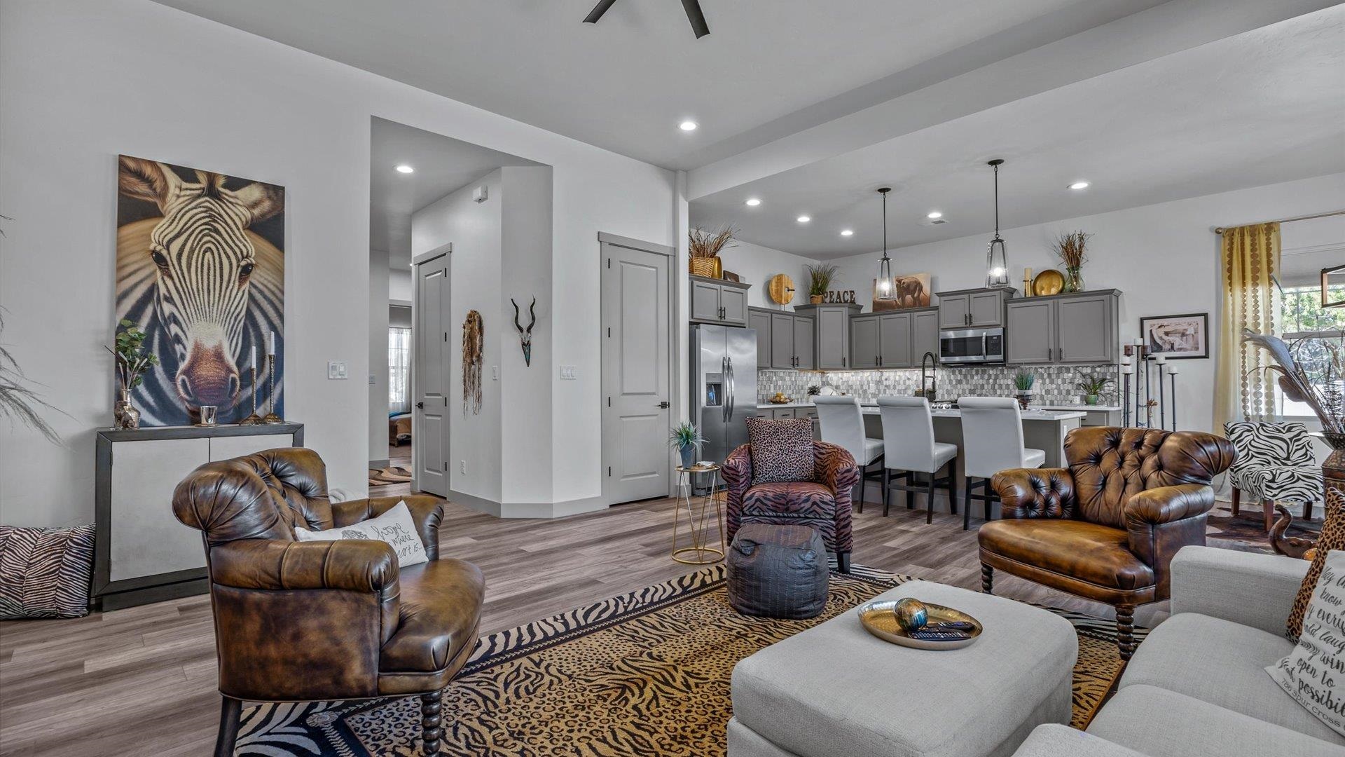 786 Spur Cross Road Grand Junction, CO 81505 - Photo 12 of 27 a living room with furniture kitchen and a table