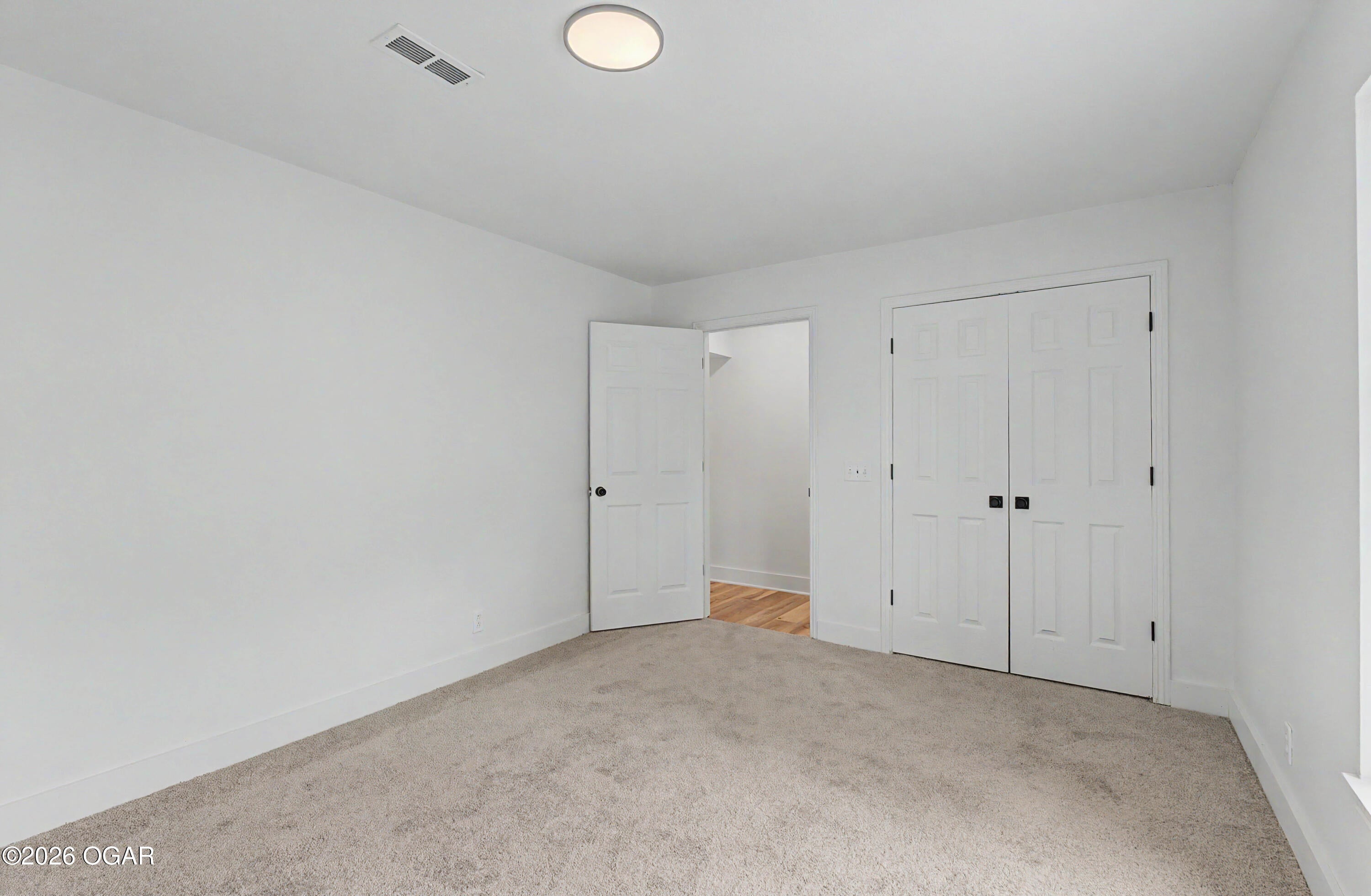 825 Colonial Road Webb City, MO 64870 - Photo 33 of 47 Gallery Image 33