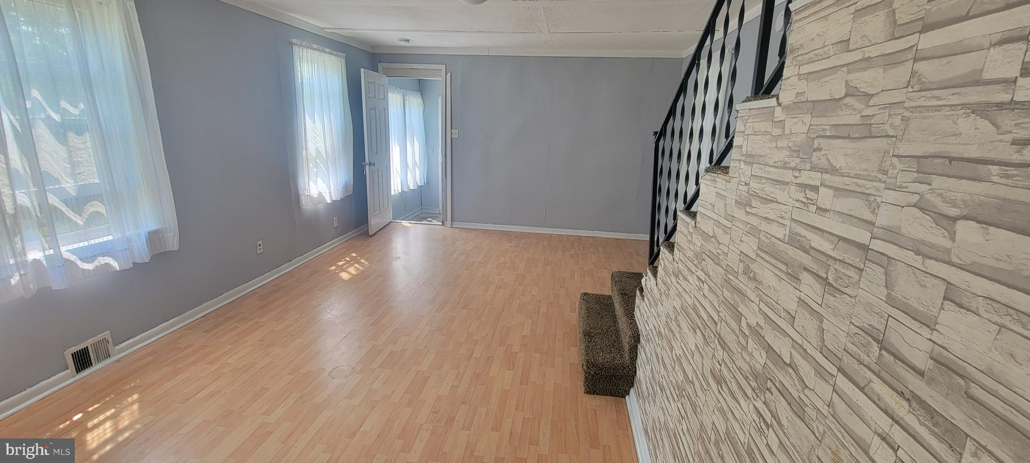 213 Nicholson Road Gloucester City, NJ 08030 - Photo 5 of 16 Gallery Image 5