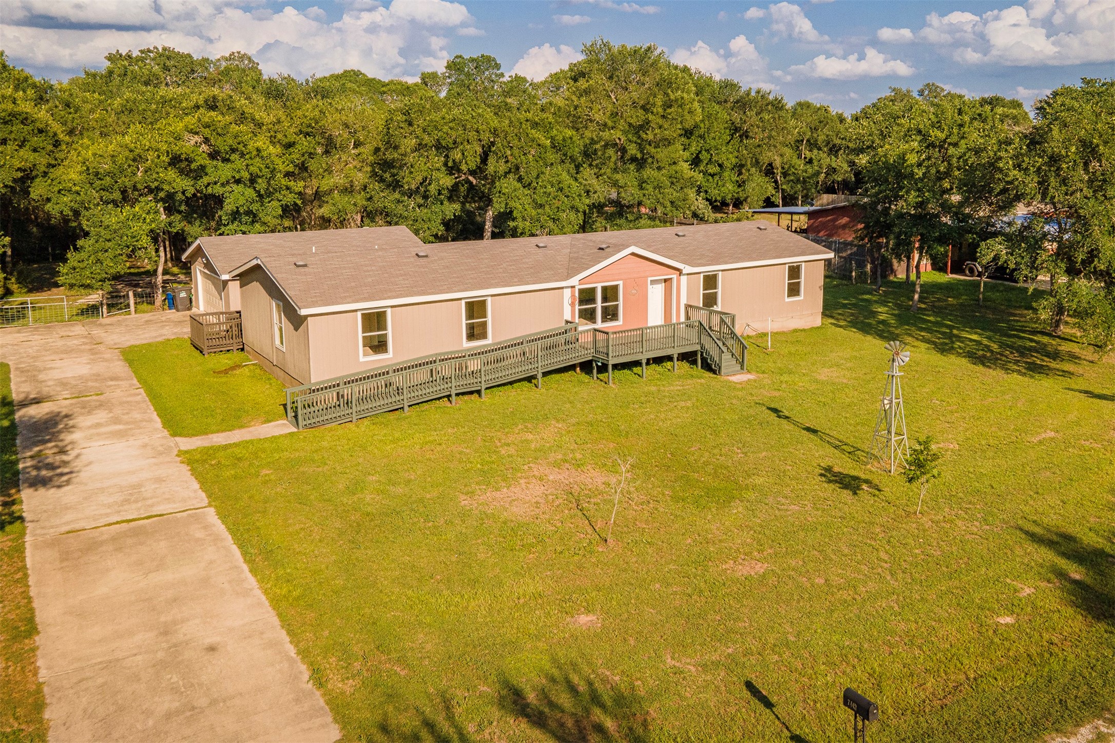 145 Smith Road Bastrop, TX 78602 - Photo 1 of 1 > FULL ACRE LOT