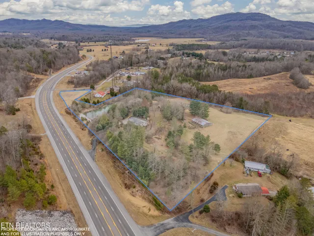 $675,000 | 2992 Knoxville Highway, Wartburg, TN 37887