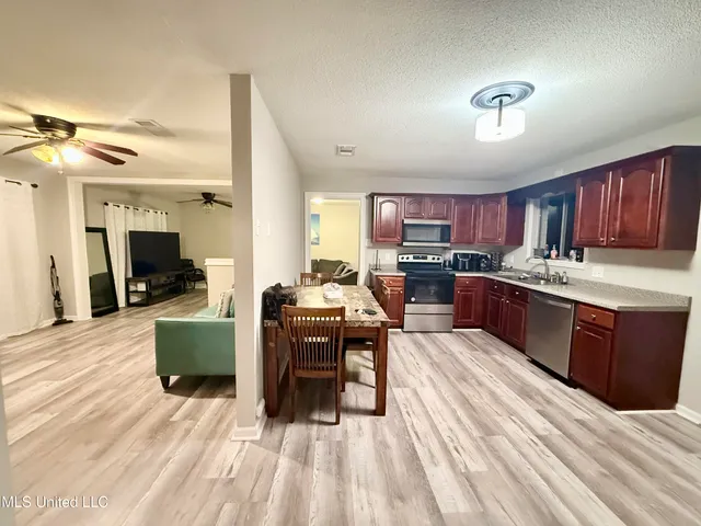 $166,900 | 4218 Martha Court, Pascagoula, MS 39581