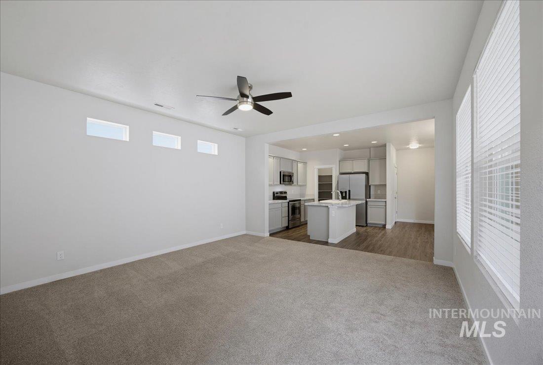 10030 West Smoke Ranch Drive Boise, ID 83709 - Photo 9 of 38