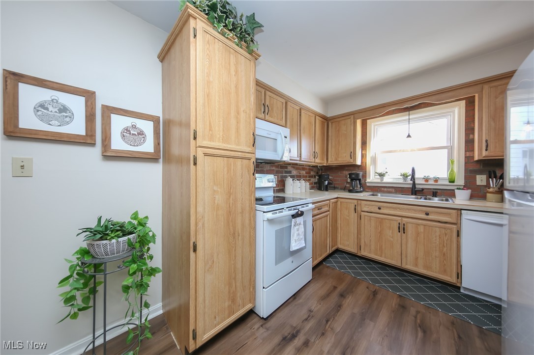 27865 Knickerbocker Road Bay Village, OH 44140 - Photo 10 of 31 Gallery Image 10