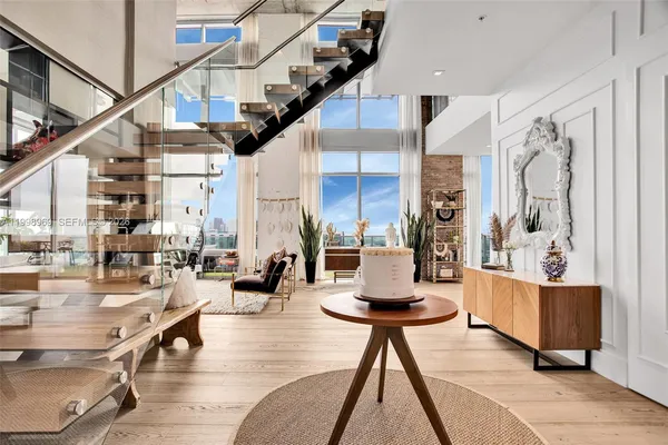 $18,000 | 3301 Northeast 1st Avenue, Unit PH2, Miami, FL 33137