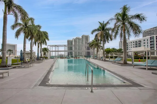 $18,000 | 3301 Northeast 1st Avenue, Unit PH2, Miami, FL 33137