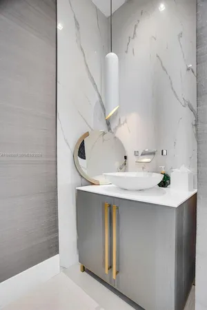 $18,000 | 3301 Northeast 1st Avenue, Unit PH2, Miami, FL 33137