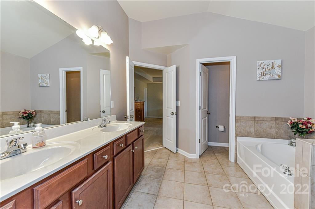 7009 Sedgewick Road Indian Trail, NC 28079 - Photo 18 of 37 Gallery Image 18