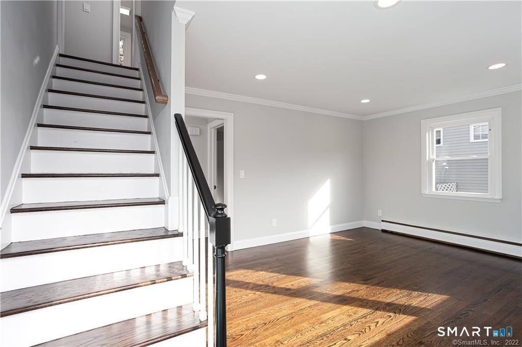 78 Rena Place Fairfield, CT 06825 - Photo 4 of 28