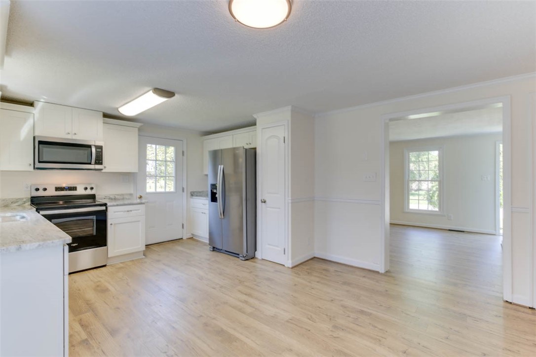 100 Quail Road Yorktown, VA 23692 - Photo 14 of 35