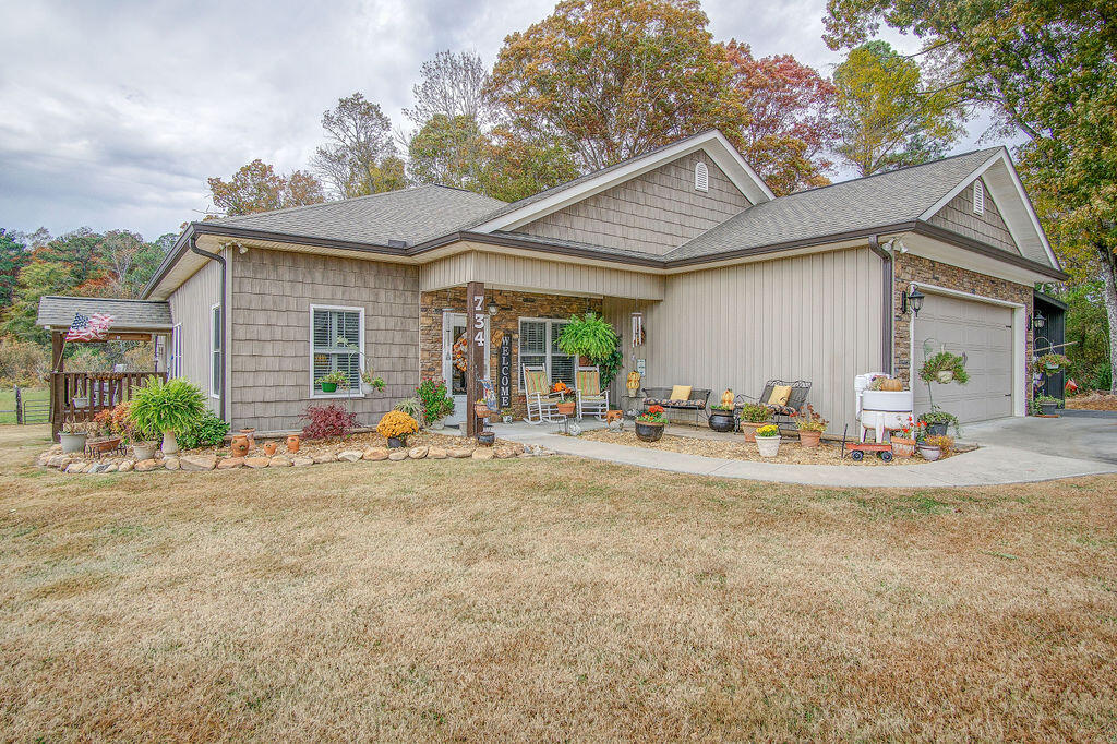 734 Bryant Road Cohutta, GA 30710 - Photo 3 of 42 DSC01720_1_2