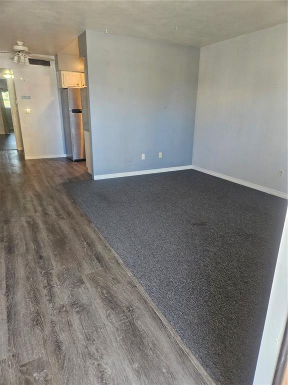 4565 Duhme Road, Unit 207 St. Petersburg, FL 33708 - Photo 3 of 9