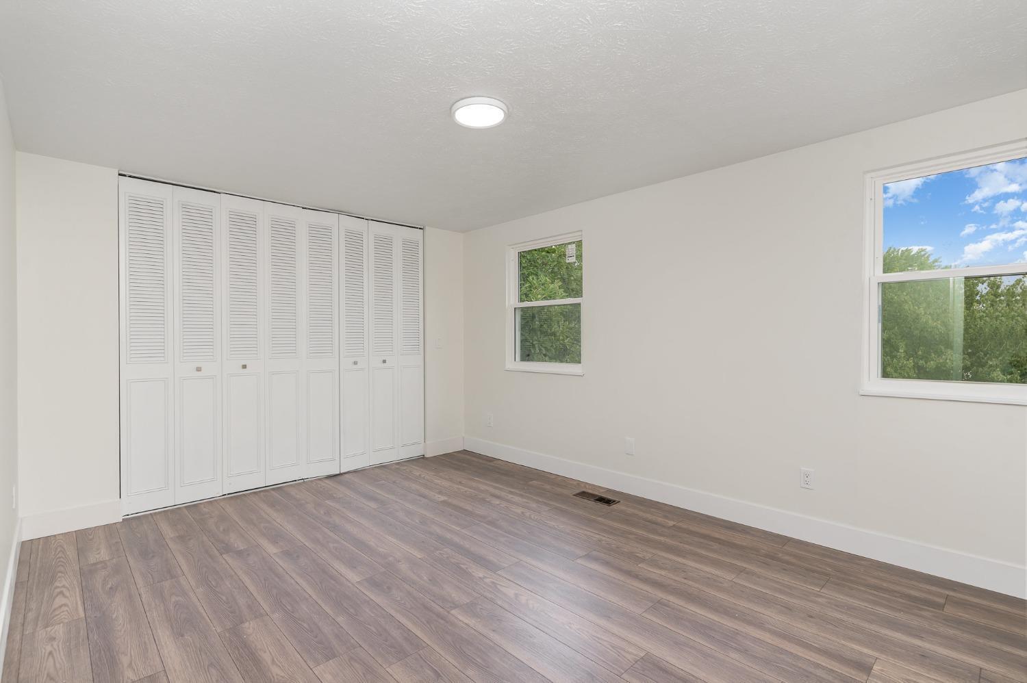 1215 Waycross Road Forest Park, OH 45240 - Photo 19 of 33