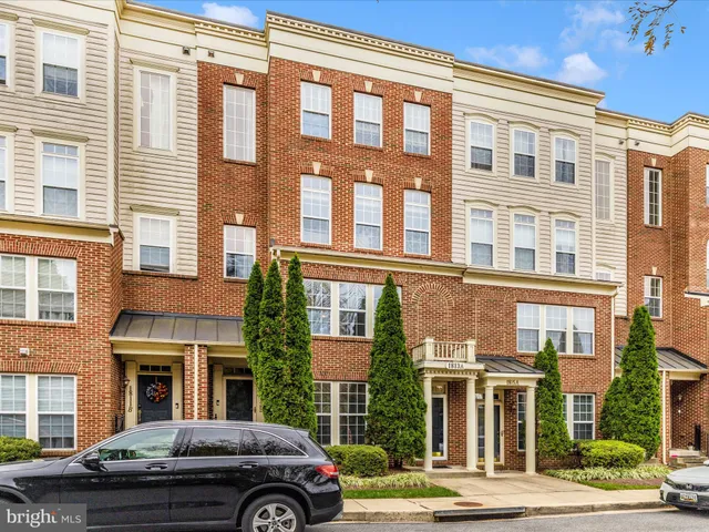 $350,000 | 1813 Wheyfield Drive, Unit 10A, Frederick, MD 21701