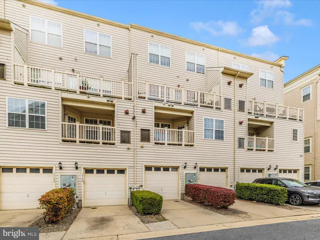 $350,000 | 1813 Wheyfield Drive, Unit 10A, Frederick, MD 21701