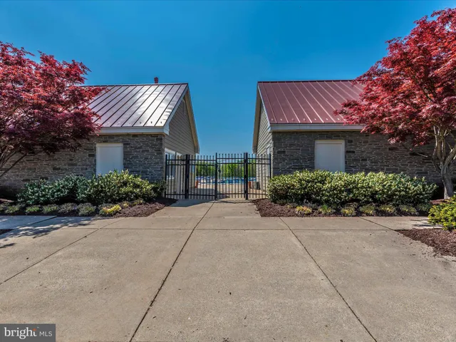 $350,000 | 1813 Wheyfield Drive, Unit 10A, Frederick, MD 21701