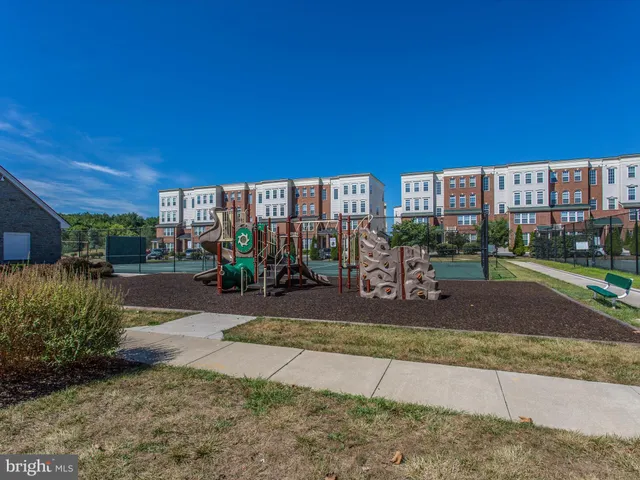 $350,000 | 1813 Wheyfield Drive, Unit 10A, Frederick, MD 21701