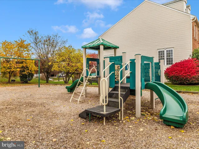 $350,000 | 1813 Wheyfield Drive, Unit 10A, Frederick, MD 21701