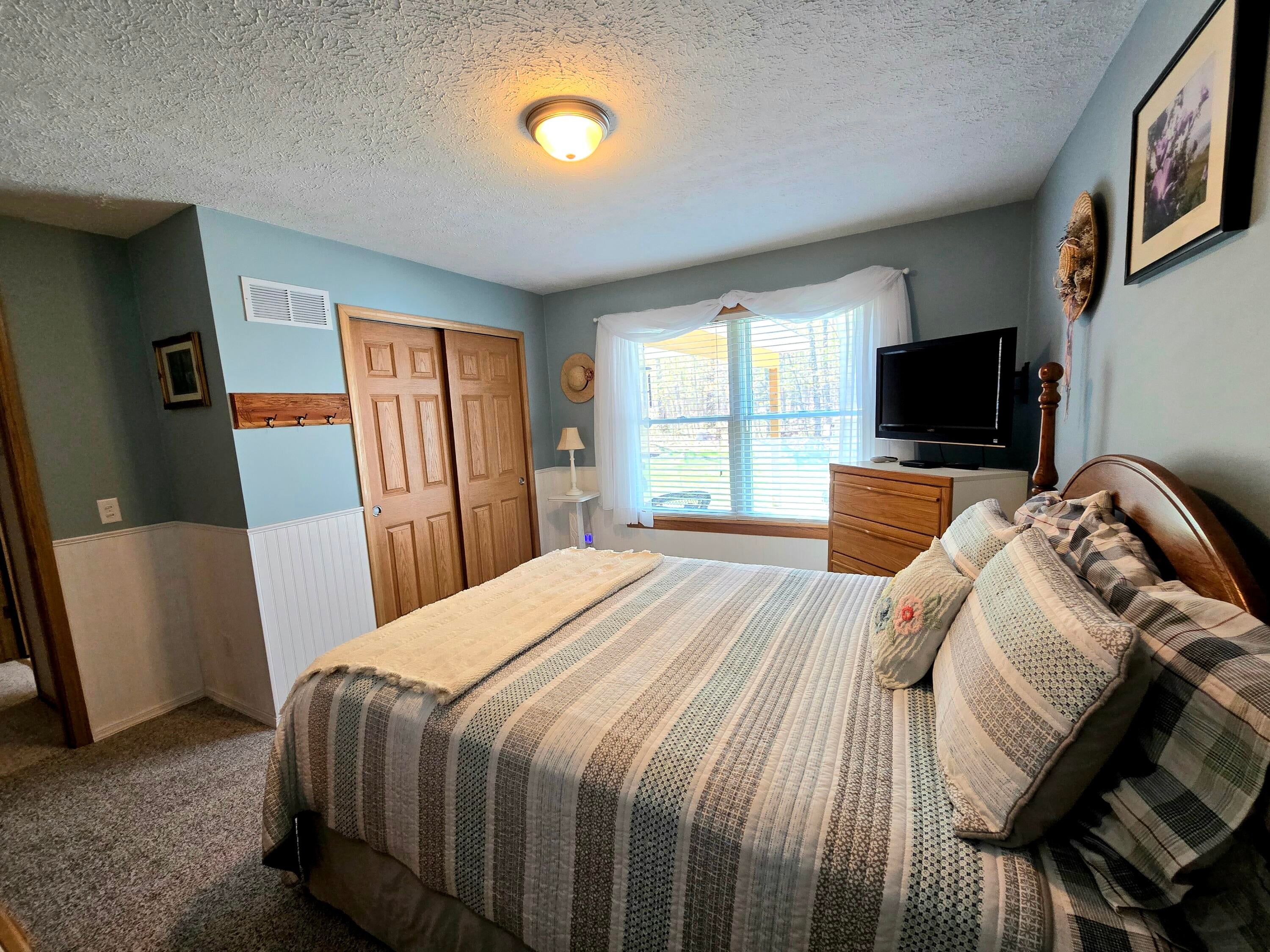 17656 South Deer Run Road Kinross, MI 49752 - Photo 33 of 70 Gallery Image 33