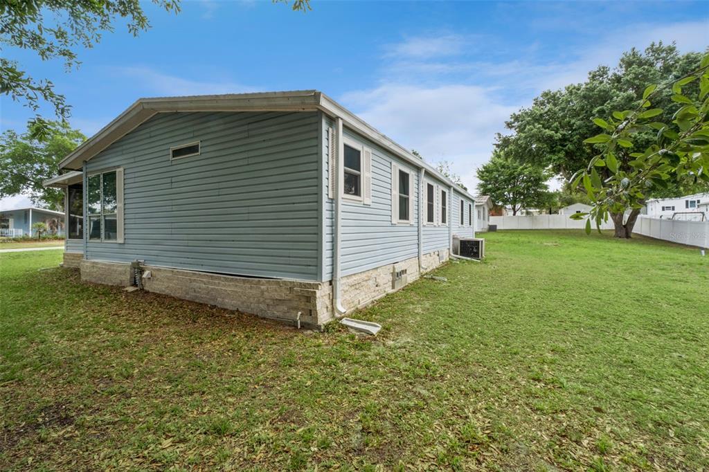 42 Maplehurst Avenue DeBary, FL 32713 - Photo 20 of 21