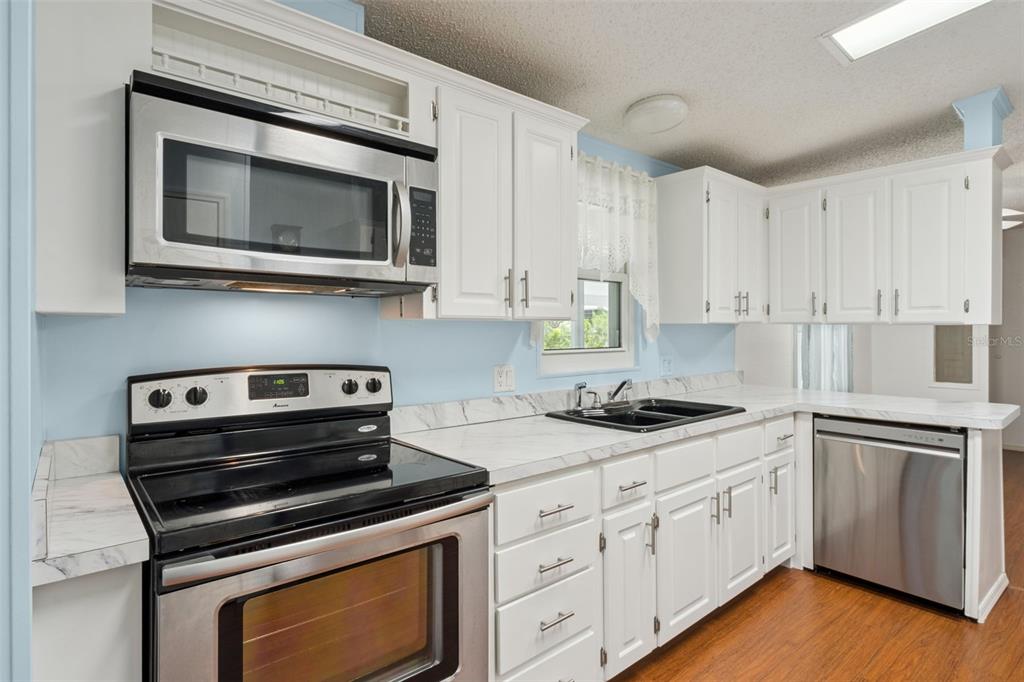 42 Maplehurst Avenue DeBary, FL 32713 - Photo 9 of 21
