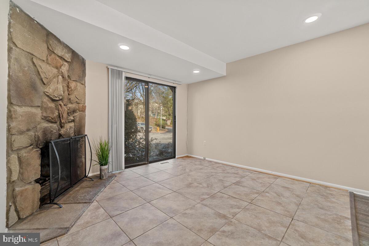 5689 Vantage Point Road Columbia, MD 21044 - Photo 12 of 41 Breakfast room