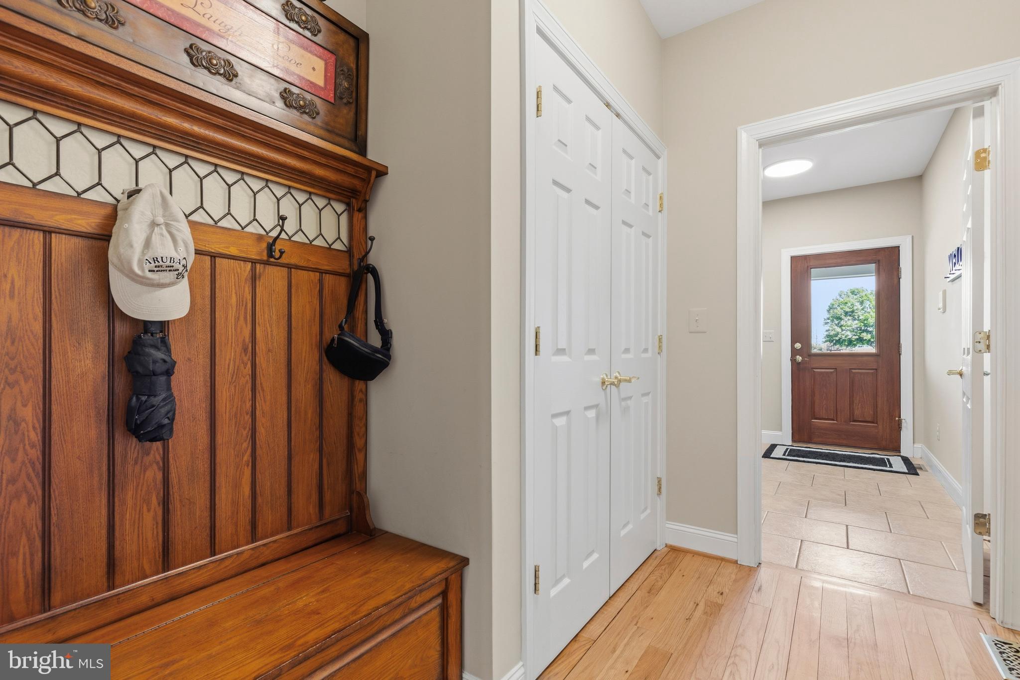 16527 Hampton Road Hamilton, VA 20158 - Photo 21 of 56 Mud Room & Storage