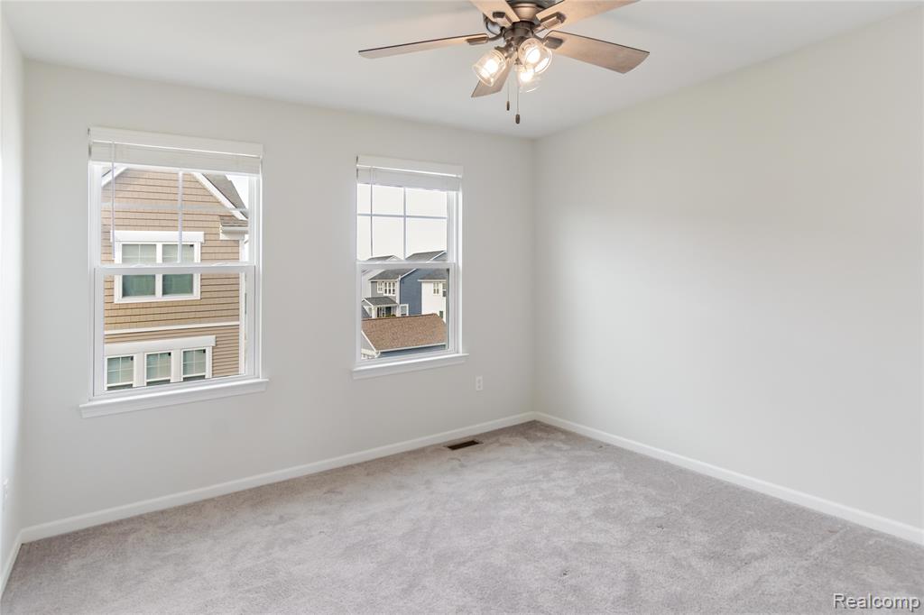 2500 Normandy Road, Unit 60 Royal Oak, MI 48073 - Photo 21 of 41 Gallery Image 21