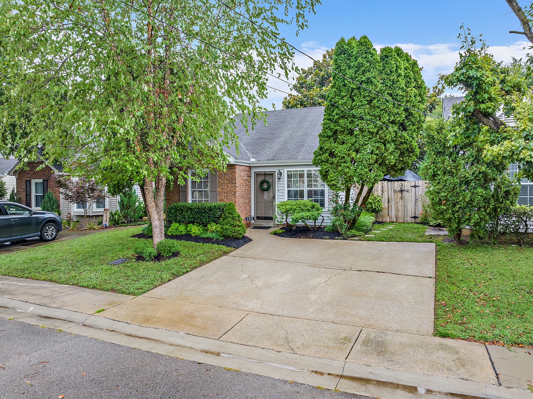 2332 Benay Road Nashville, TN 37214 - Photo 2 of 25 Gallery Image 2