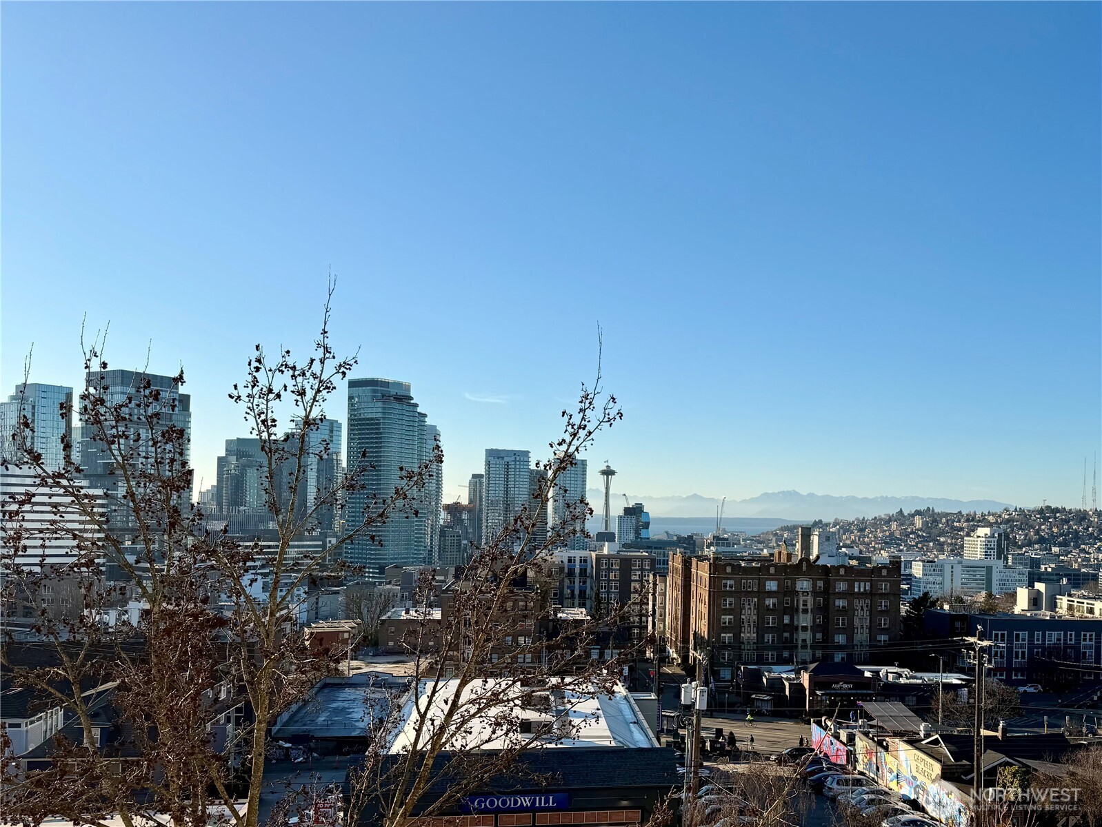 700 East Denny Way, Unit 603 Seattle, WA 98122 - Photo 29 of 37 a view of a city