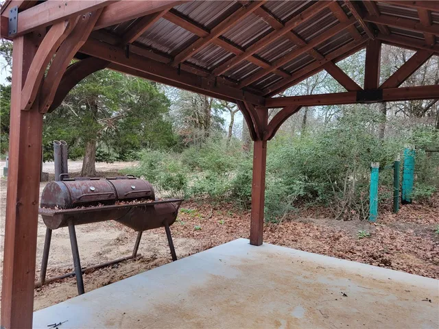 $1,385 | 8601 Oakridge Drive, Unit D, Bryan, TX 77808