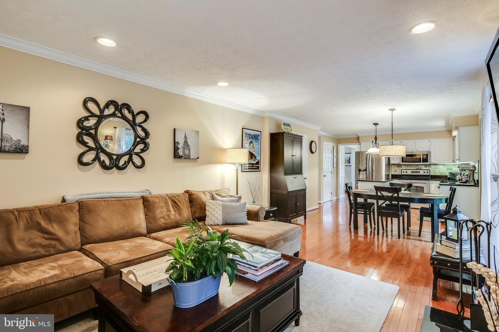 10404 Stansfield Road Laurel, MD 20723 - Photo 13 of 35 Great entertaining space