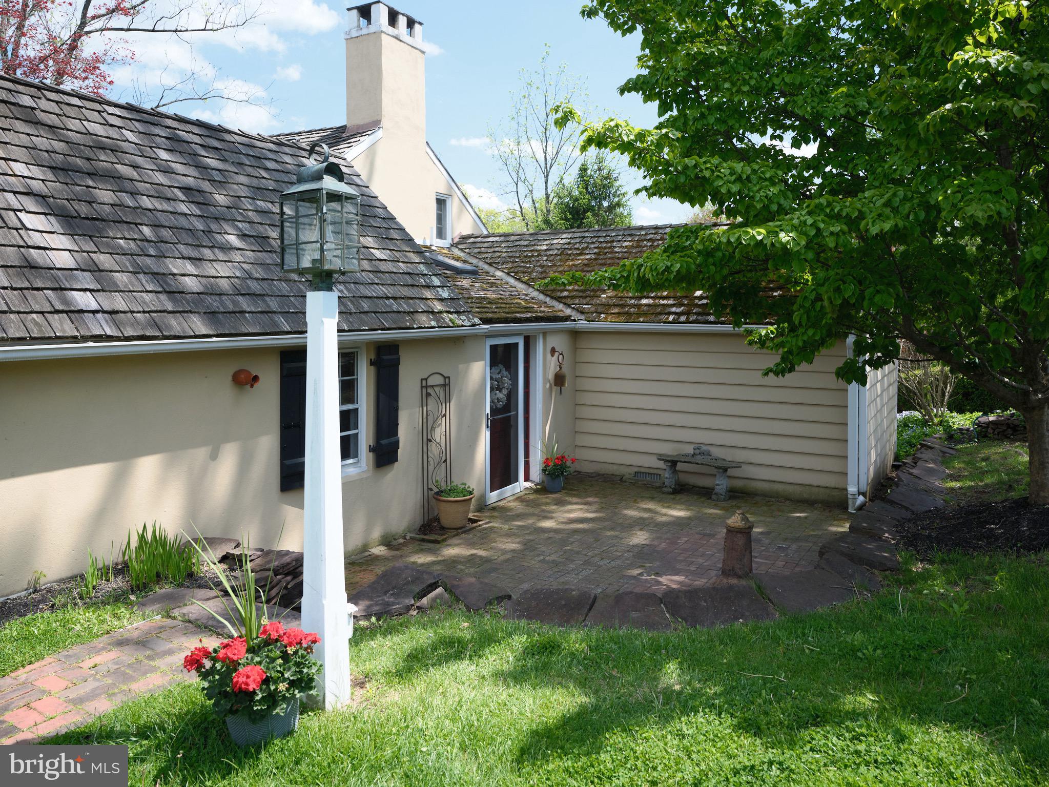 2135 South Sugan Road New Hope, PA 18938 - Photo 36 of 46 Back patio