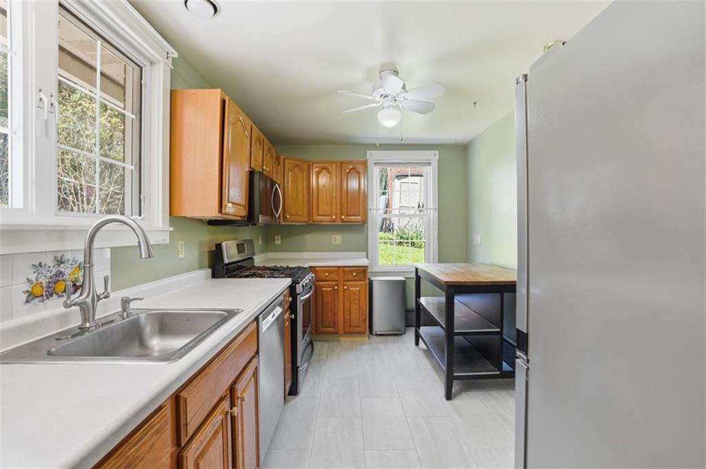 644 Cascade Road Pittsburgh, PA 15221 - Photo 14 of 33