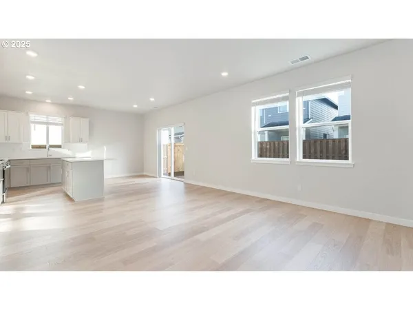 $564,995 | 2006 Aspen Lane, Forest Grove, OR 97116