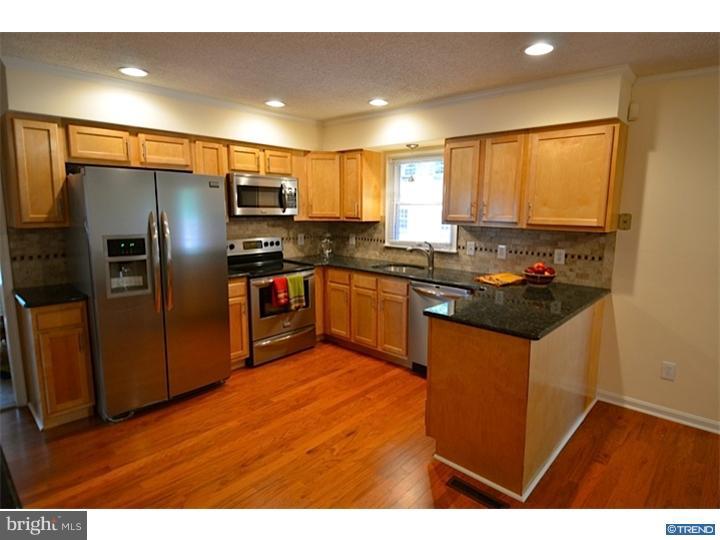 2066 Pleasant Valley Road Newark, DE 19702 - Photo 3 of 17