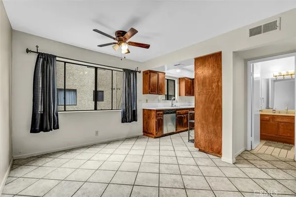 $475,000 | 8750 Kester Avenue, Unit 31, Panorama City, CA 91402