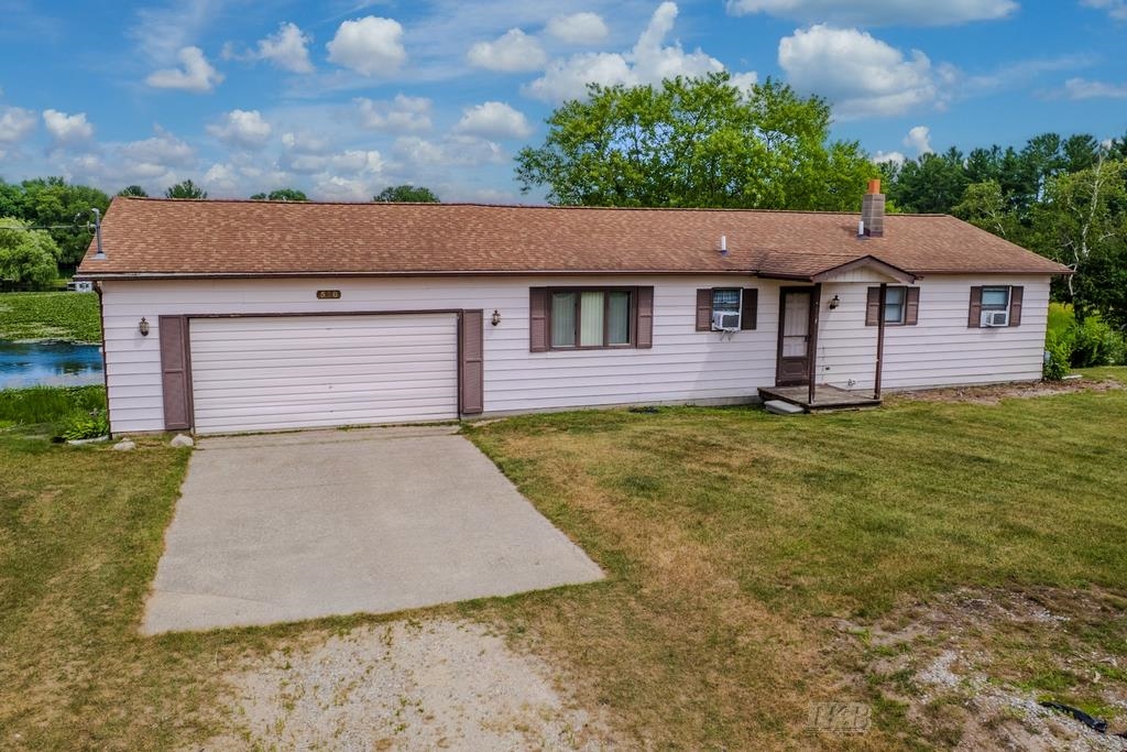510 Mix Road Gladwin, MI 48624 - Photo 2 of 56