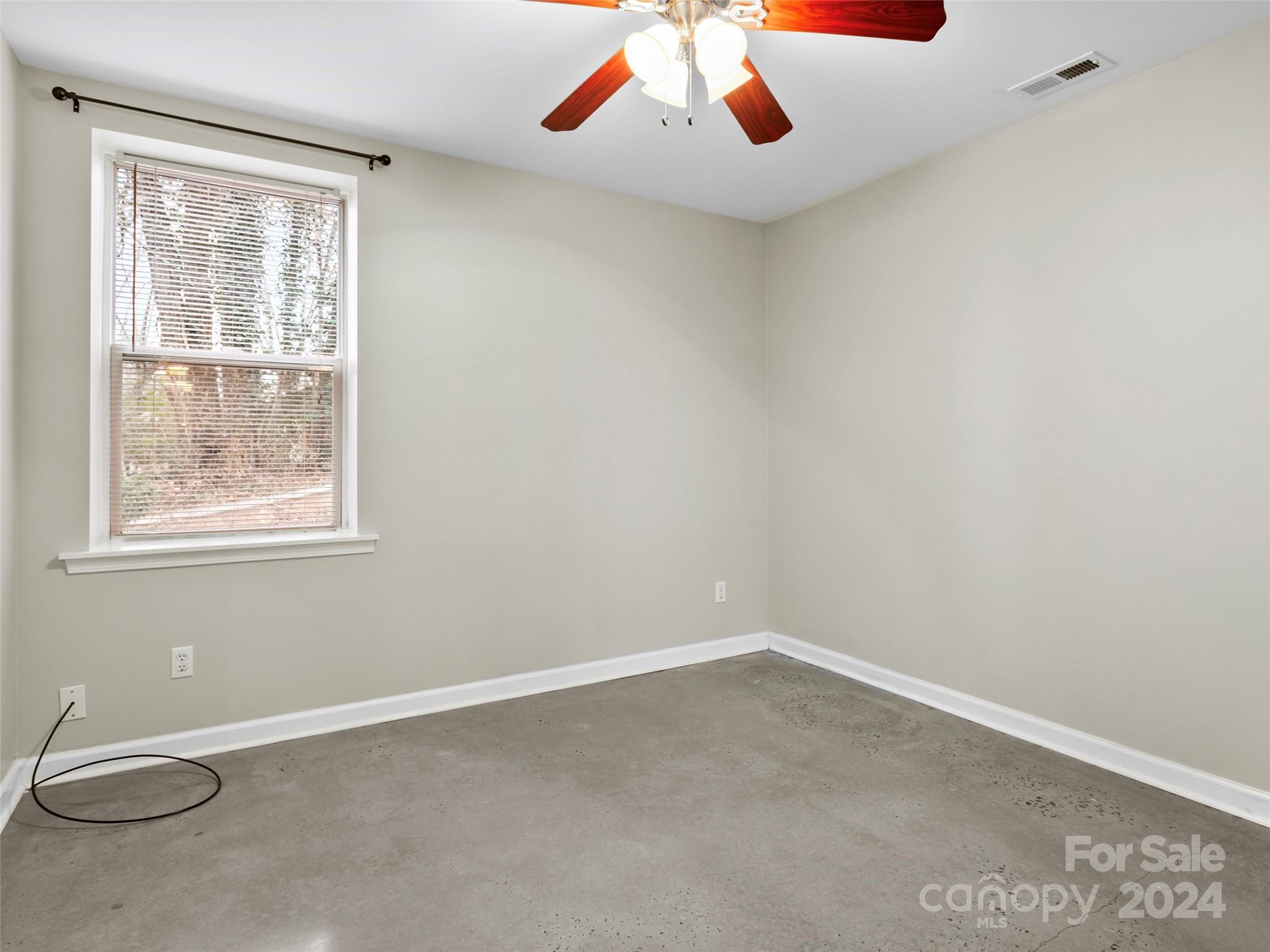 36 Queen Road, Unit D Candler, NC 28715 - Photo 19 of 22 Gallery Image 19