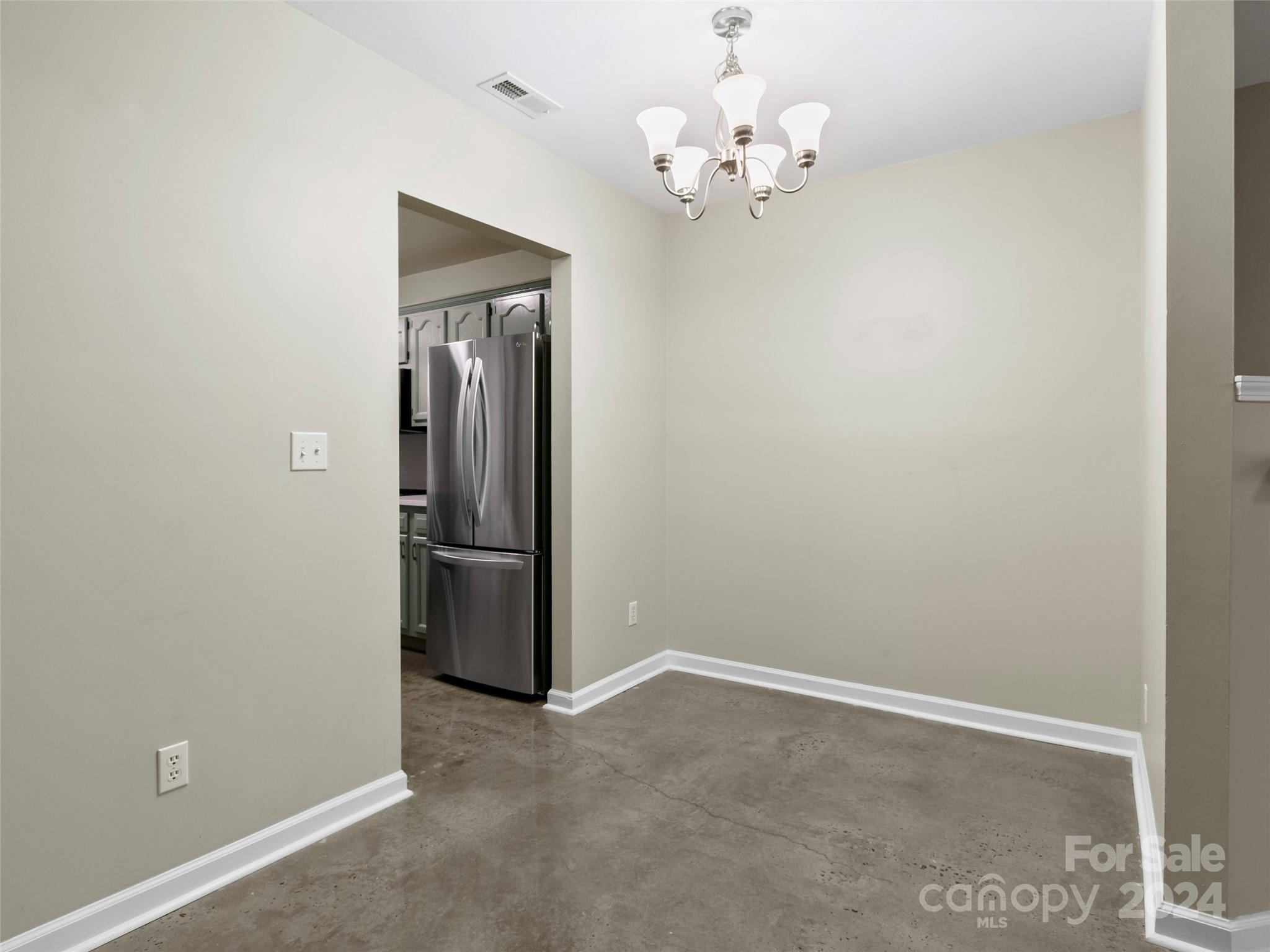 36 Queen Road, Unit D Candler, NC 28715 - Photo 5 of 22 Gallery Image 5