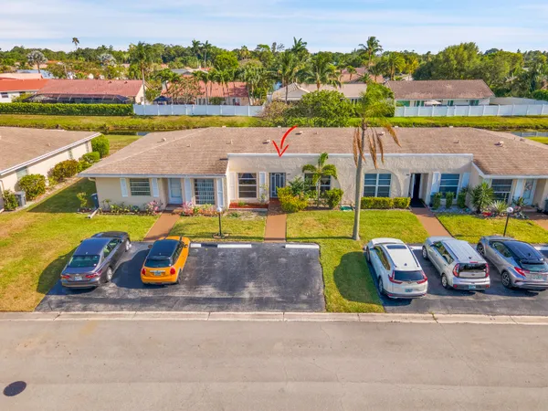 $245,000 | 8932 Warwick Drive, Unit 419, Boca Raton, FL 33433