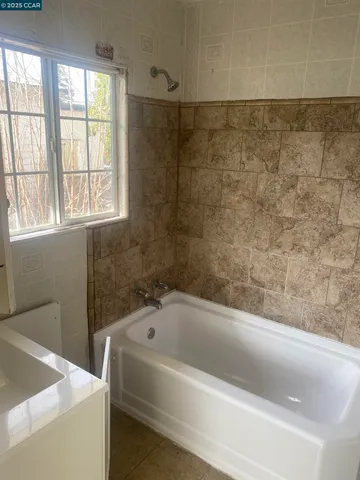 $250,000 | 4583 East Tulare Avenue, Fresno, CA 93702