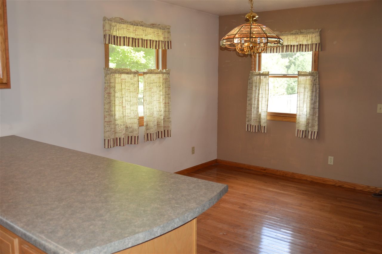 2288 South Chippewa Road Mount Pleasant, MI 48858 - Photo 10 of 25 1836681-9.JPG