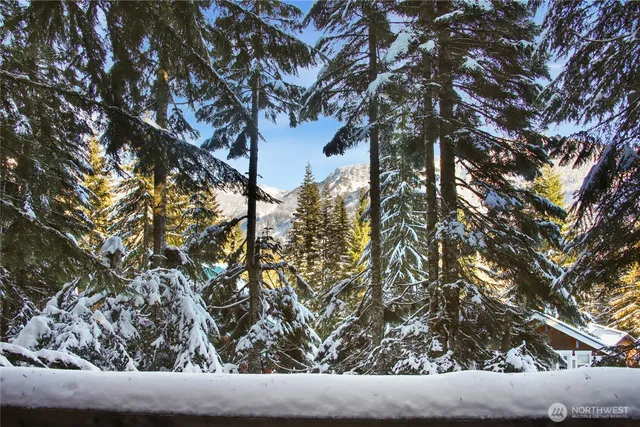 $350,000 | 710 Snoqualmie Drive, Snoqualmie Pass, WA 98068