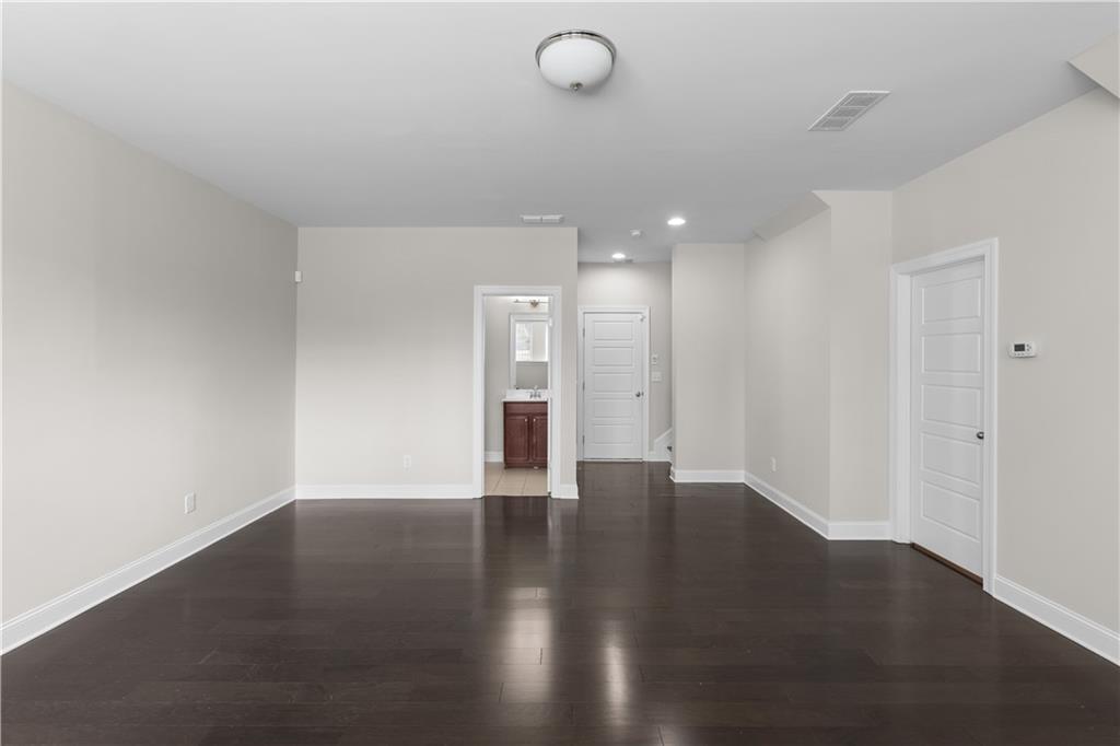 1833 Hislop Lane Atlanta, GA 30345 - Photo 32 of 39
