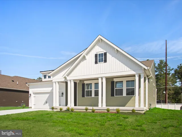 $459,999 | 36821 East Old Gate Drive, Georgetown, DE 19947