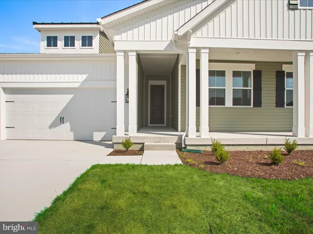 $459,999 | 36821 East Old Gate Drive, Georgetown, DE 19947