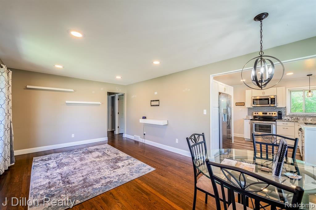 9371 Merriman Road Livonia, MI 48150 - Photo 24 of 43 Gallery Image 24