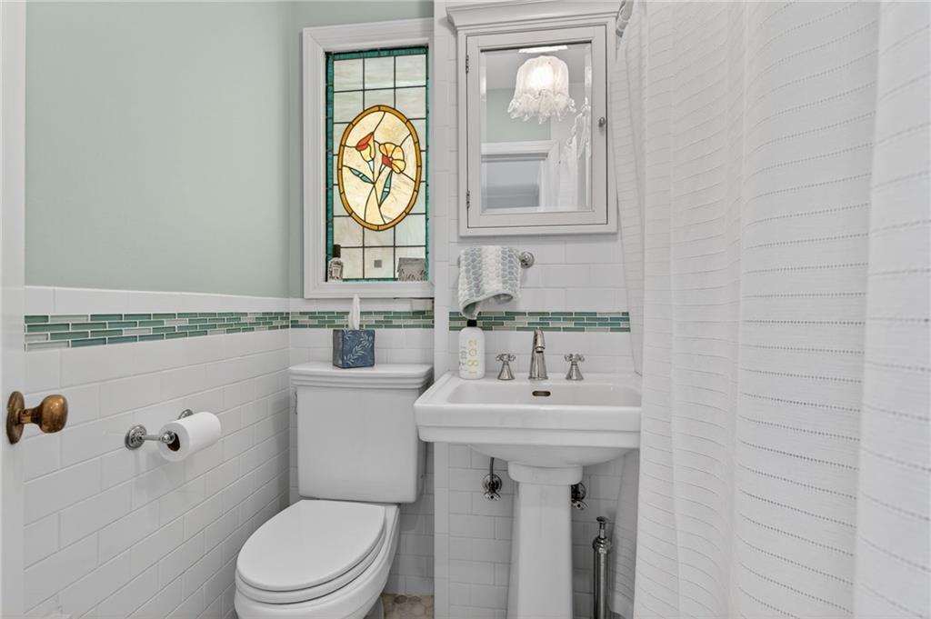 7819 Colonial Road Brooklyn, NY 11209 - Photo 7 of 30